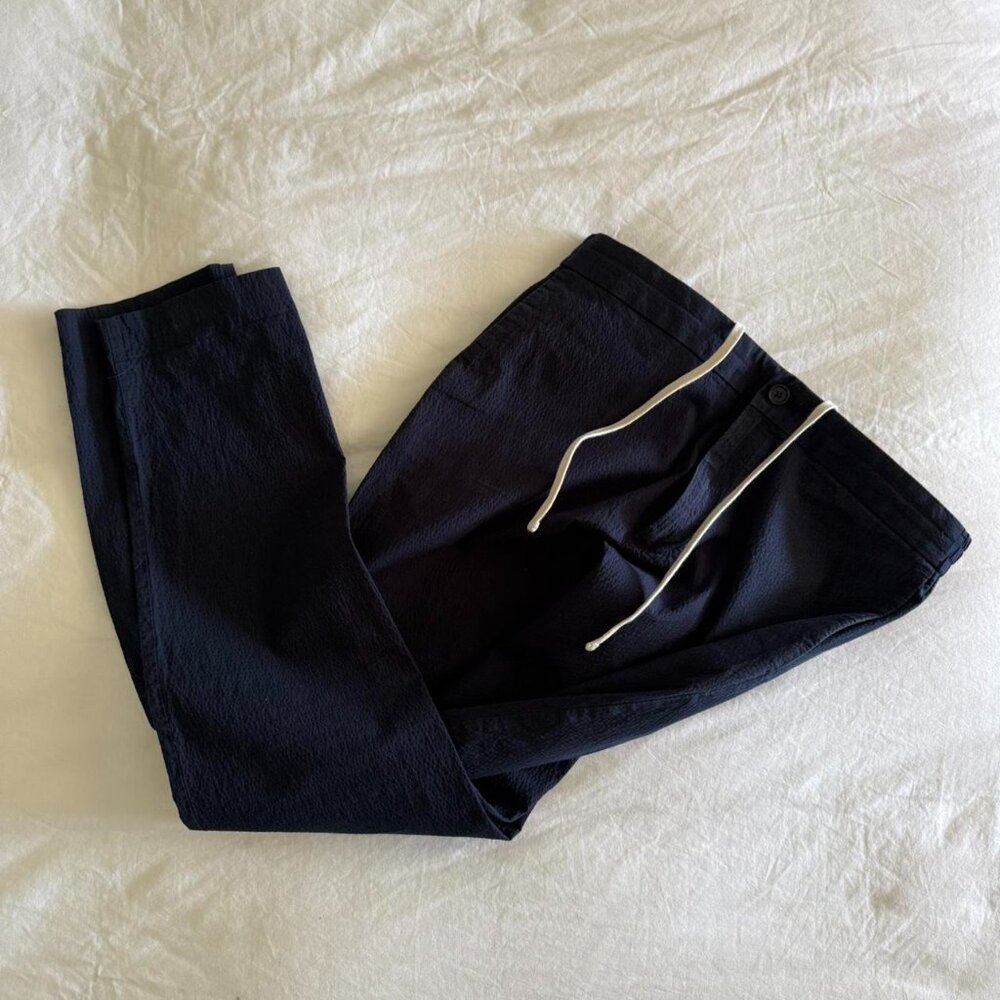 Navy blue banana republic trousers with elastic waistband and drawstring
